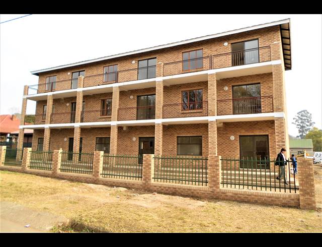 2 BEDROOM FLAT TO LET IN HOWICK CENTRAL